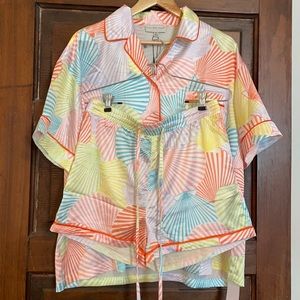 Never Fully Dressed seashell set women’s size 8